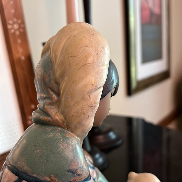 Lladro Daisa Native American Eskimo Poor Bear. Pictures part of description. - Picture 11 of 13